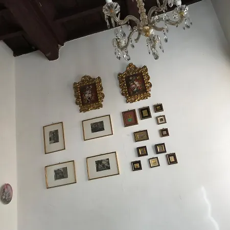 Room For Rent In An Ancient Palace In Rome Trastevere Quarto em Acomodações Particulares Roma